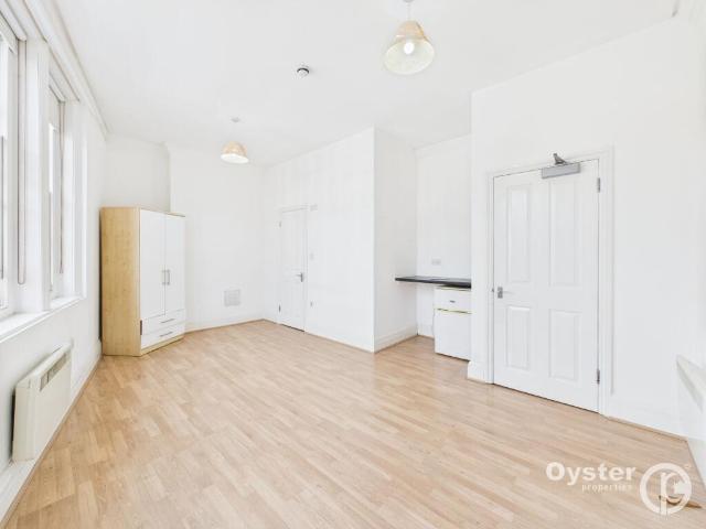 Apartment for rent in Finchley
