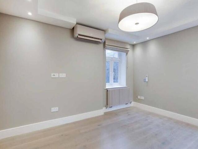 Apartment for rent in Hampstead, Greater London