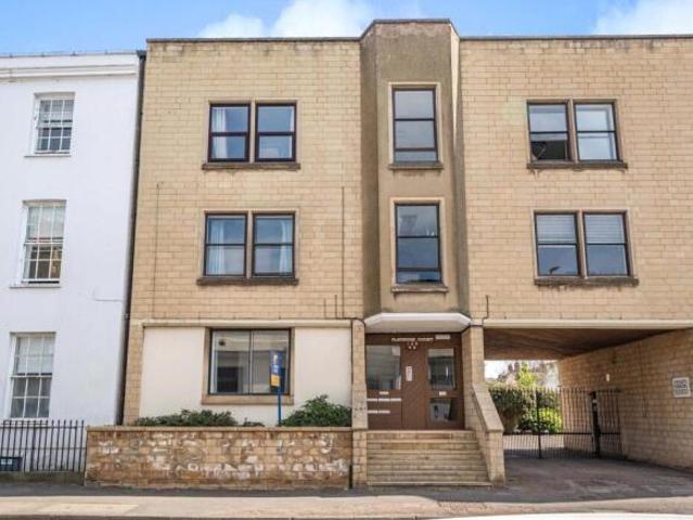 Apartment for rent in Golden Valley, Gloucestershire