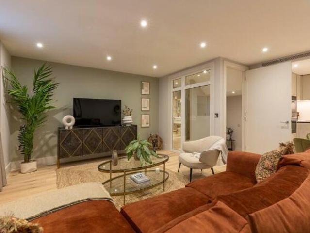 Apartment for rent in Cat Hill