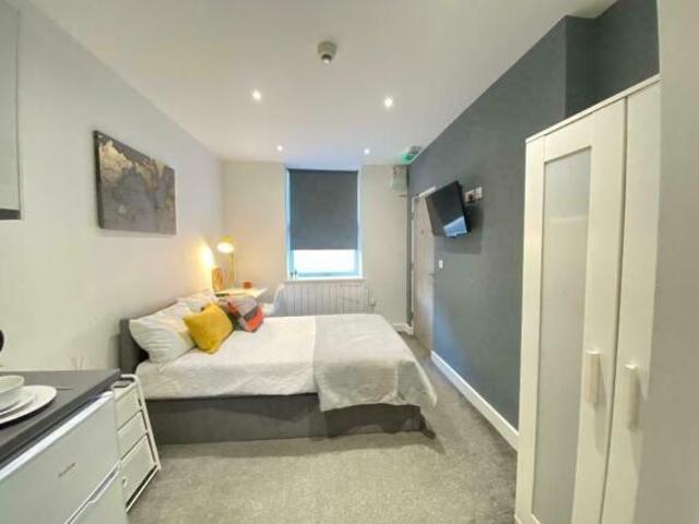 Apartment for rent in Huddersfield, West Yorkshire