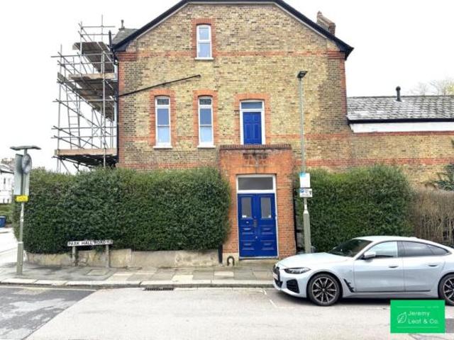 Apartment for rent in East Finchley, Isle Of Man