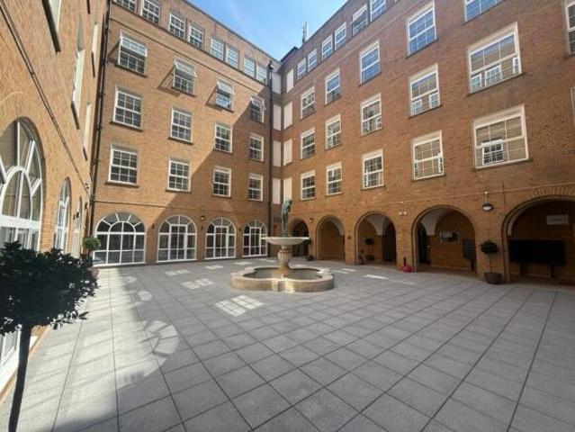 Apartment for rent in South Lane, West Yorkshire