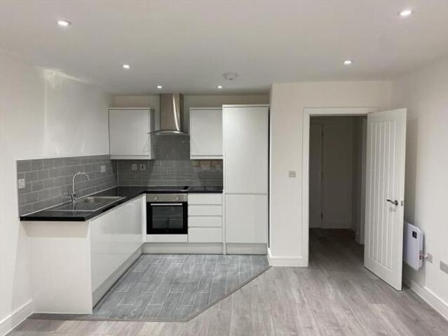 Apartment for rent in London Borough of Croydon, Purley