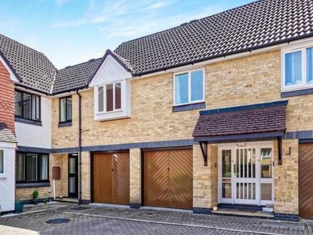 House for rent in Surrey