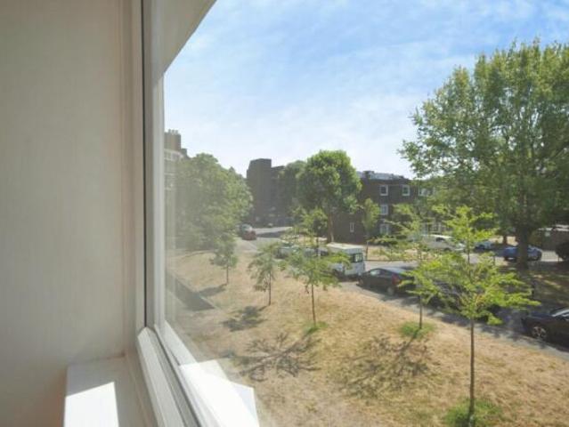Apartment for rent in Brentford End, Greater London