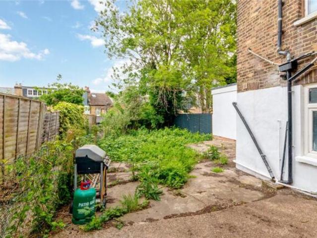 Apartment for rent in West Norwood, Greater London