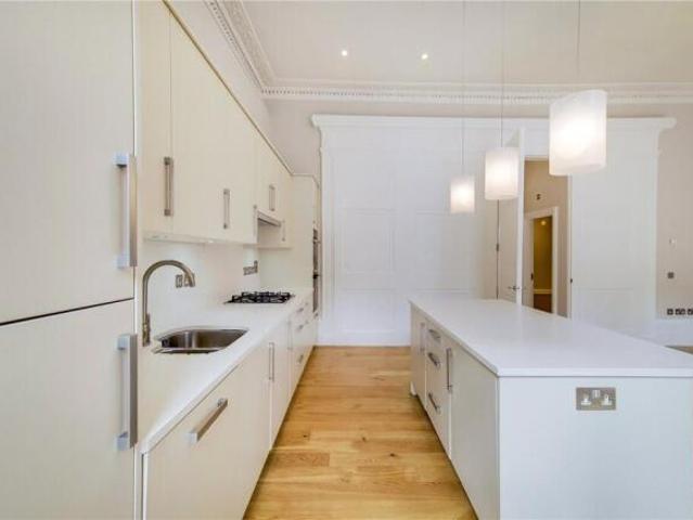Apartment for rent in Marylebone, Greater London
