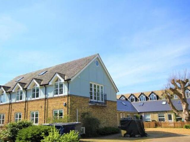 House for rent in Lyons, Greater London