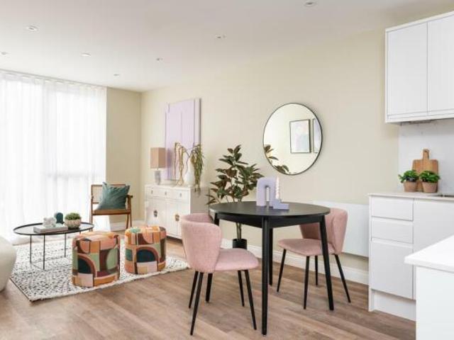 Apartment for rent in Westborough, Surrey