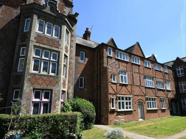 House for rent in Lyons, Greater London