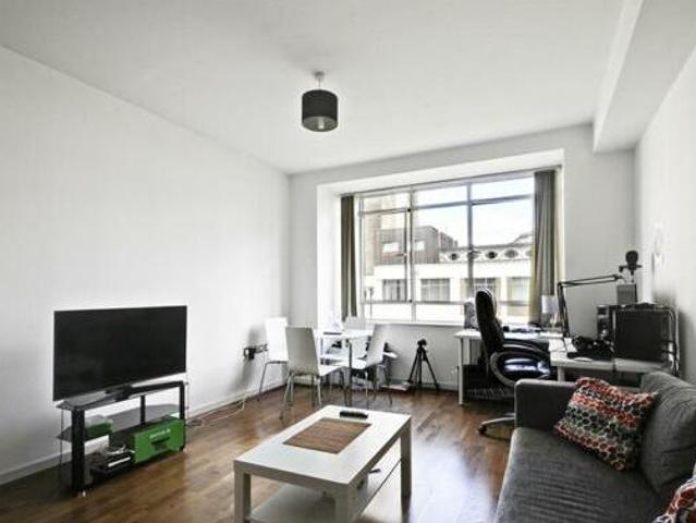 House for rent in Brentford End, Greater London