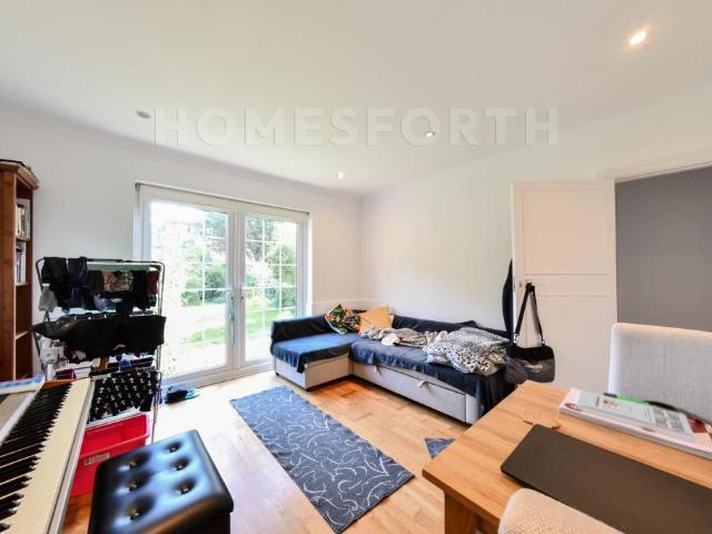 Apartment for rent in Cricklewood, Brent