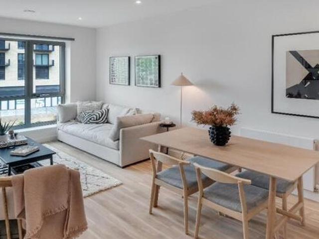 House for rent in London Borough of Ealing, Greenford