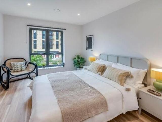 House for rent in London Borough of Ealing, Greenford