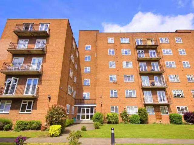 Apartment for rent in Edgbaston, St Denys