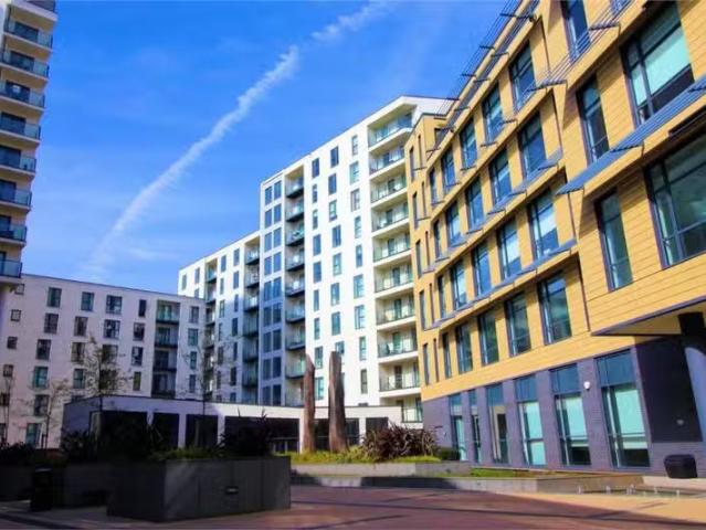 Apartment for rent in Mount Hermon, Woking