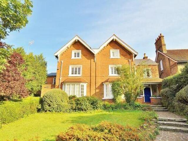 House for rent in Westborough, Surrey