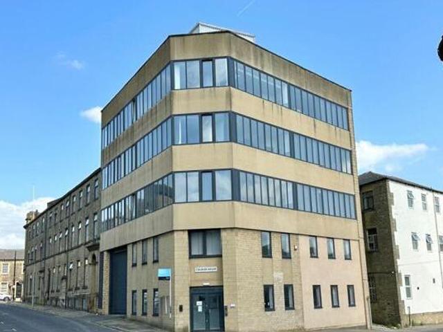 House for rent in Boothtown, Halifax