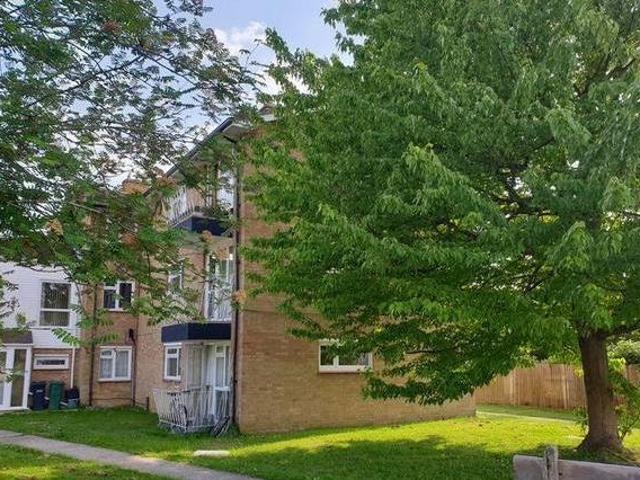 House for rent in Surrey