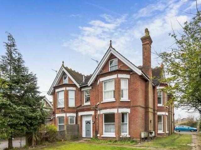 House for rent in West Sussex