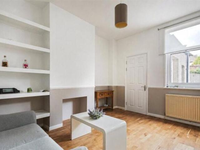 Apartment for rent in Tooting Graveney, Greater London