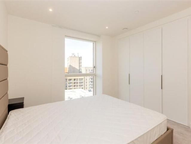 Apartment for rent in The Hyde, Greater London