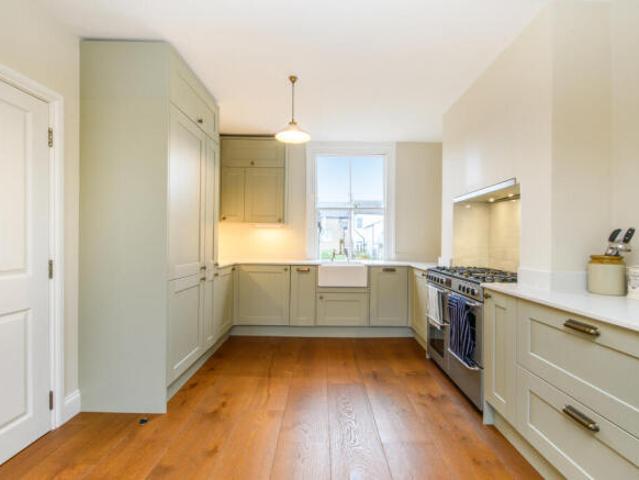 Apartment for rent in Cat Hill