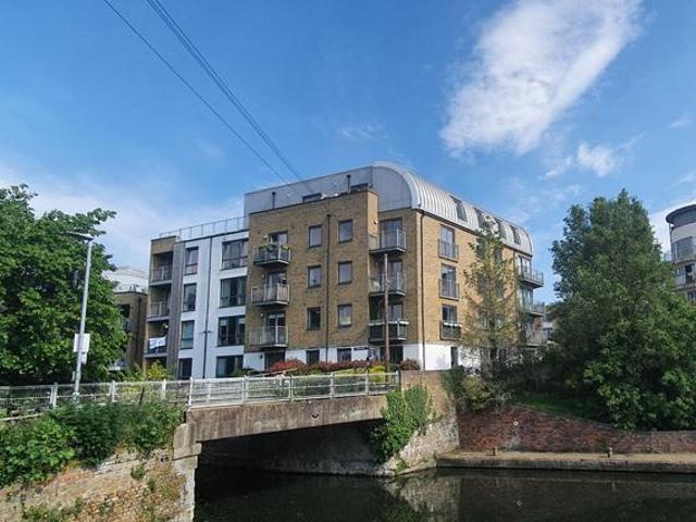 House for rent in Hertford, Colliers End