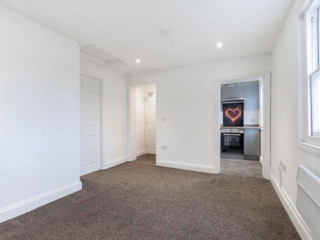 Apartment for rent in Golden Valley, Gloucestershire