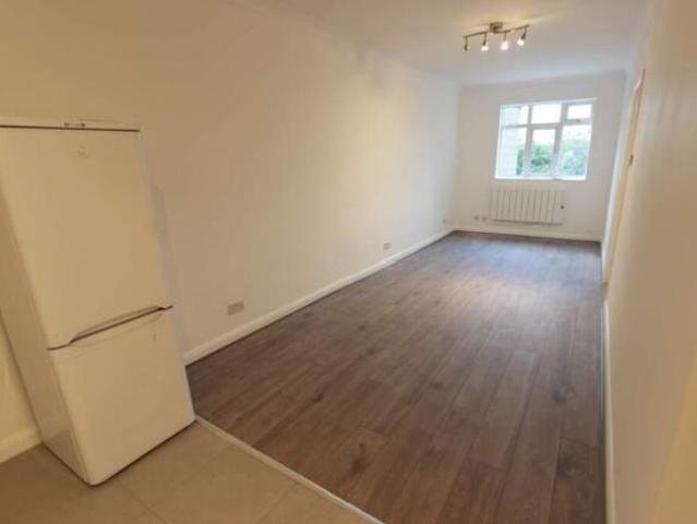 Apartment for rent in Cat Hill