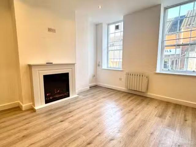 Apartment for rent in Coleshill CP, Gun Hill