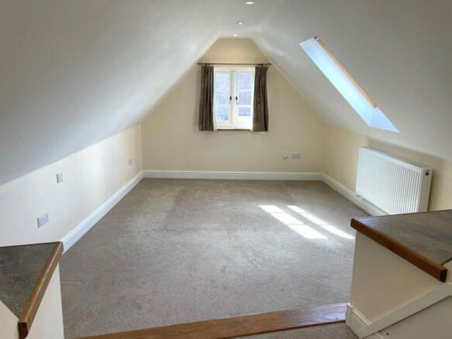 Apartment for rent in Midway, Kent