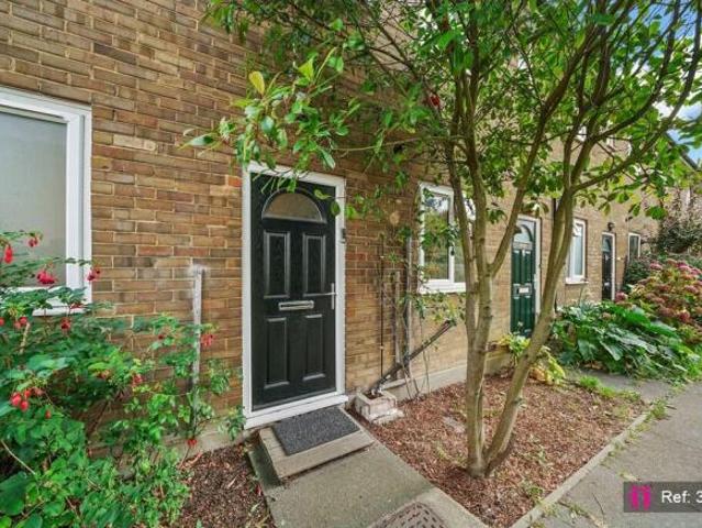 Apartment for rent in London Borough of Lewisham, Lower Sydenham