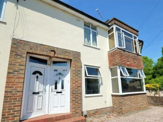 House for rent in Greenfields, Reigate and Banstead