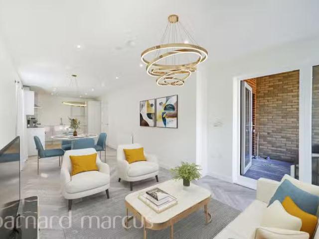 Apartment for rent in Southall, Greater London