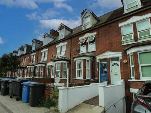 House for rent in Maidenhall, Key Street