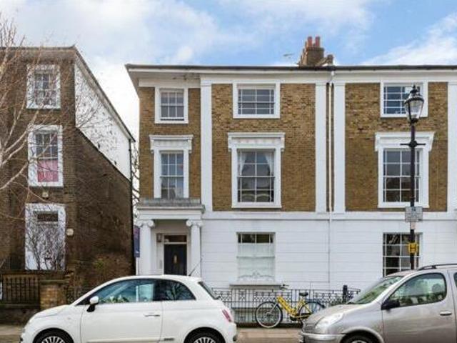House for rent in Lyons, Greater London