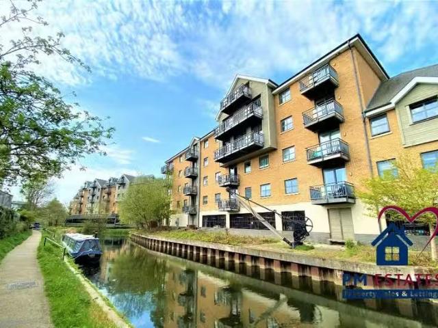 Apartment for rent in Hockerill, Colliers End