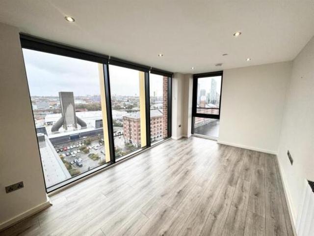 Apartment for rent in Calderstones