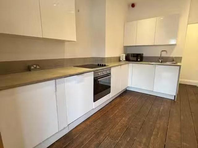 Apartment for rent in Cotham, Golden Hill