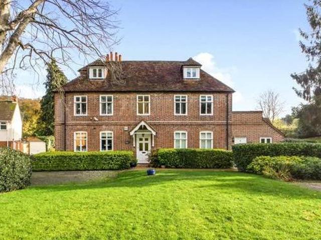 House for rent in Lyons, Greater London