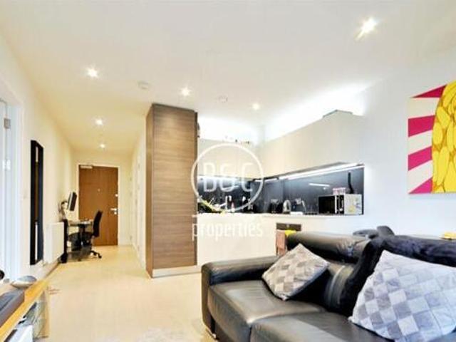House for rent in Lyons, Greater London