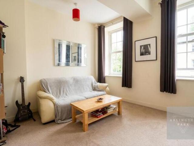 Apartment for rent in Lakenham, East Bank