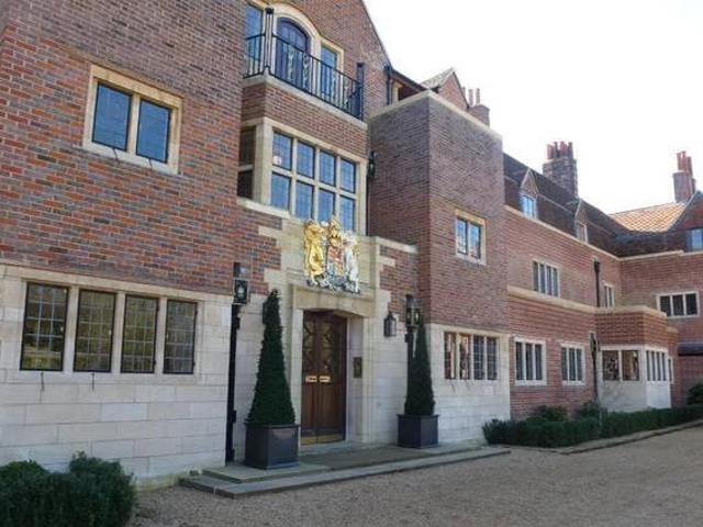 House for rent in West Sussex