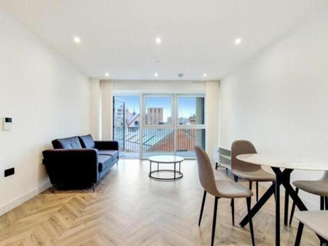House for rent in Kingston Upon Thames, Greater London