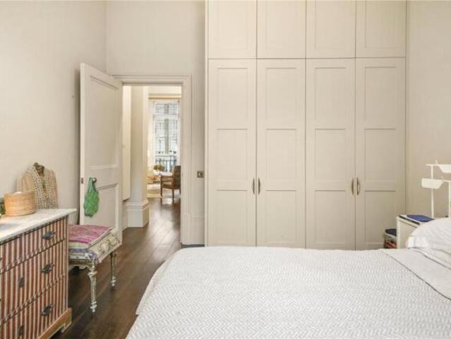 Apartment for rent in Cat Hill, England