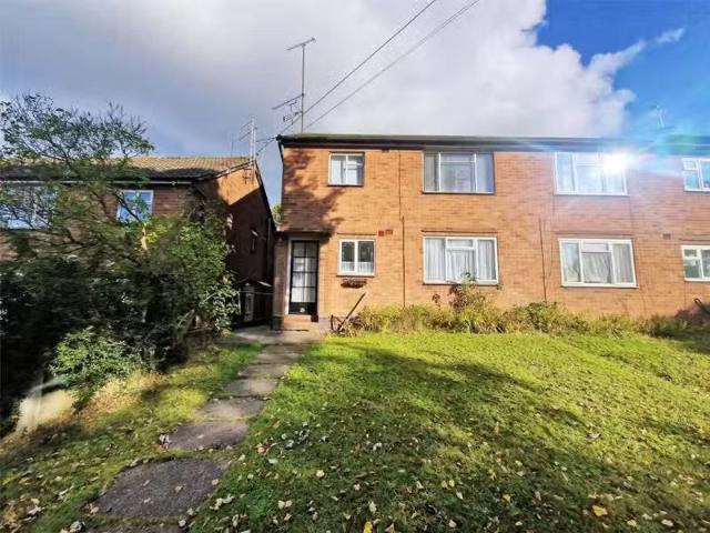 Apartment for rent in Rednal, West Midlands