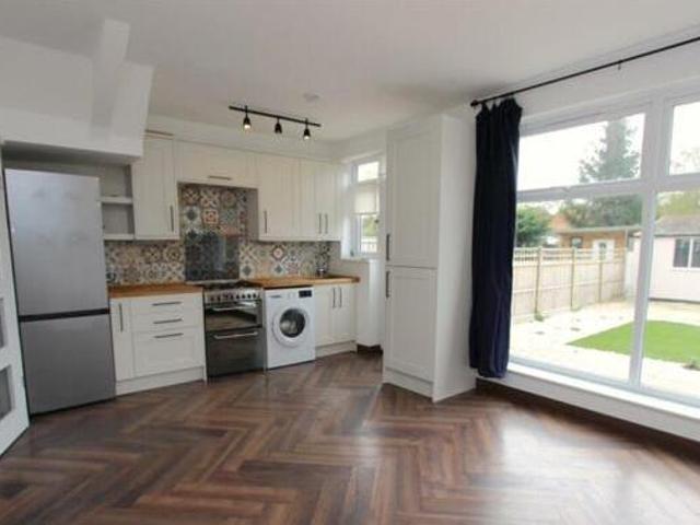House for rent in Alton Barnes, Essex