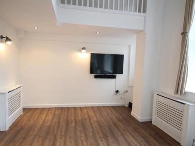 House for rent in Alton Barnes, Essex